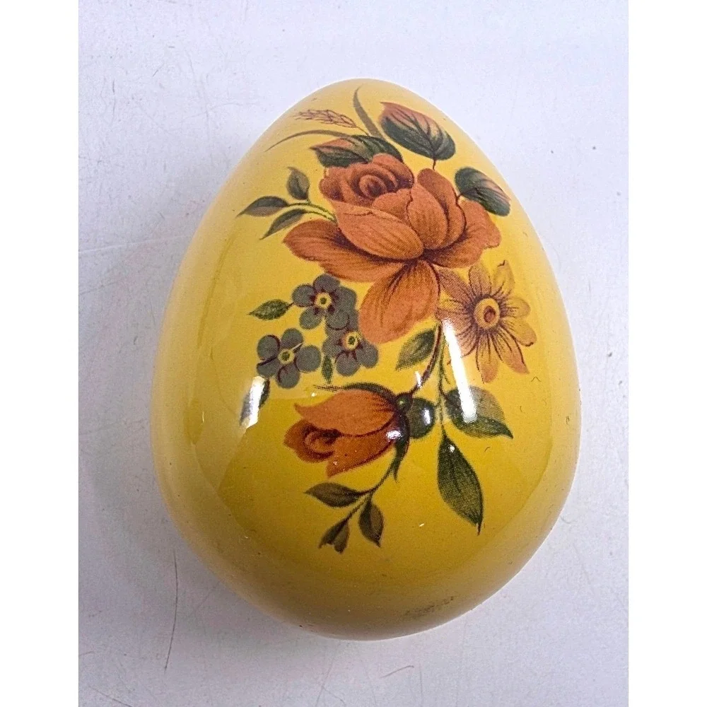 Vintage Milk Glass Grape Basket with 2 Ceramic Easter Eggs Floral Speckled Decor